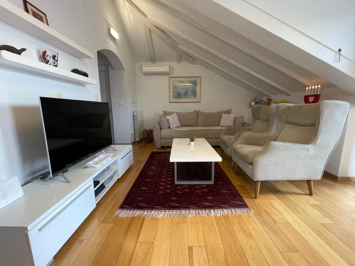 Holiday Residence Zvono ムリニ エクステリア 写真